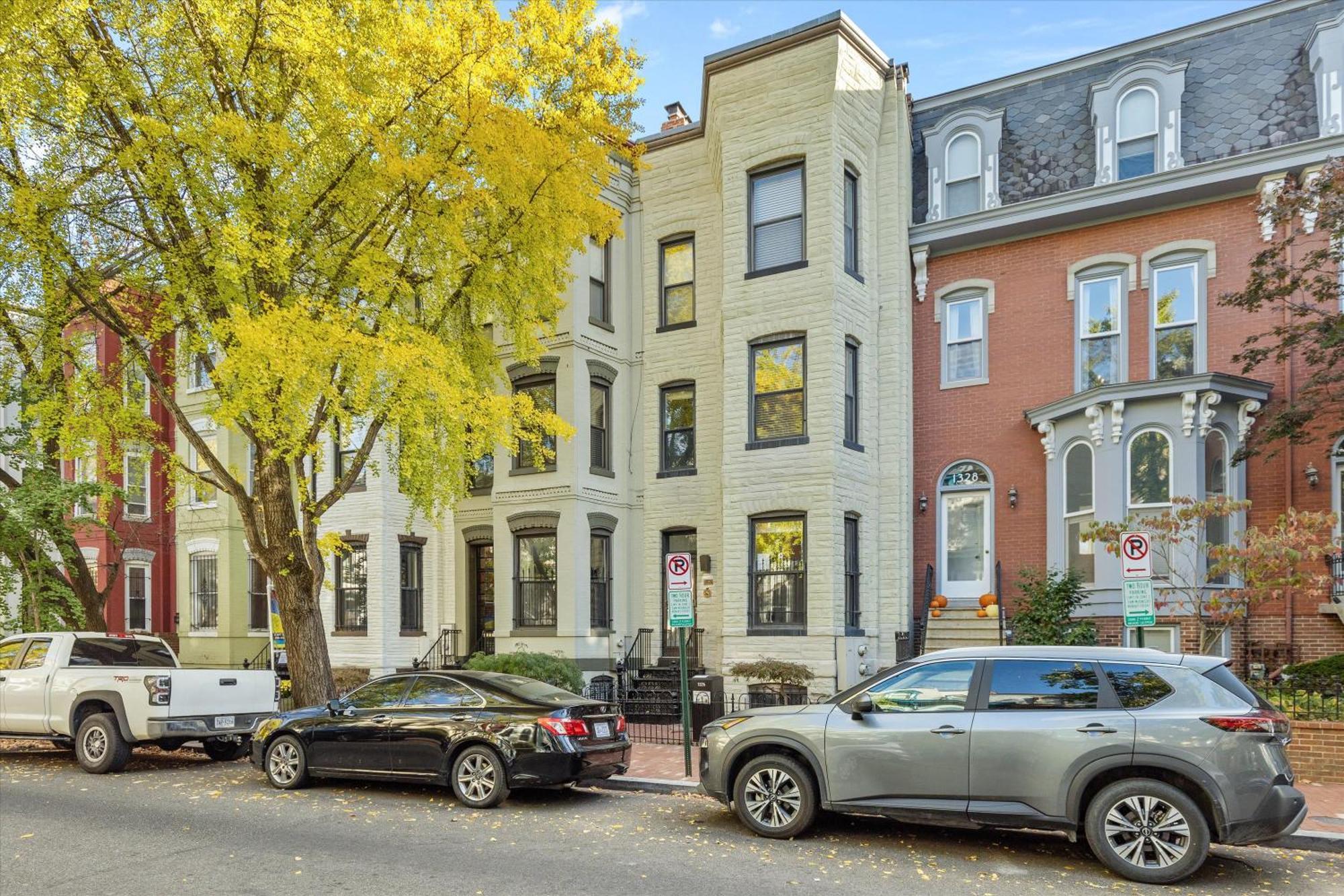 Spacious Nw Apt Steps To 14Th Street Corridor Washington Exterior photo